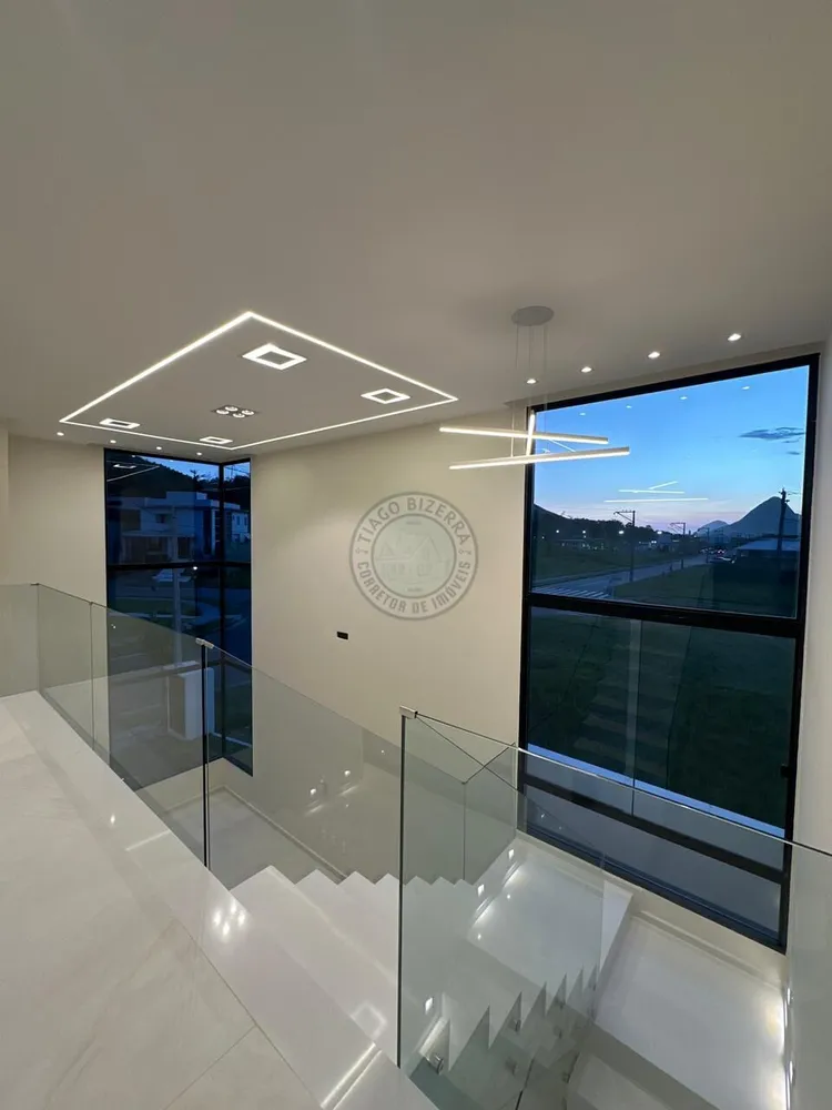 Casa, 3 quartos, 268 m² - Foto 19