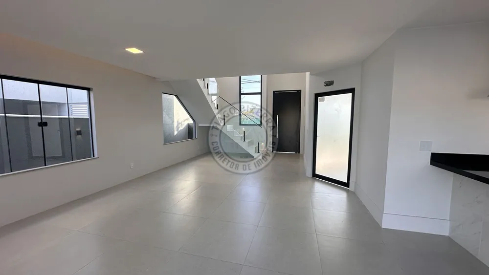 Casa, 3 quartos, 248 m² - Foto 3
