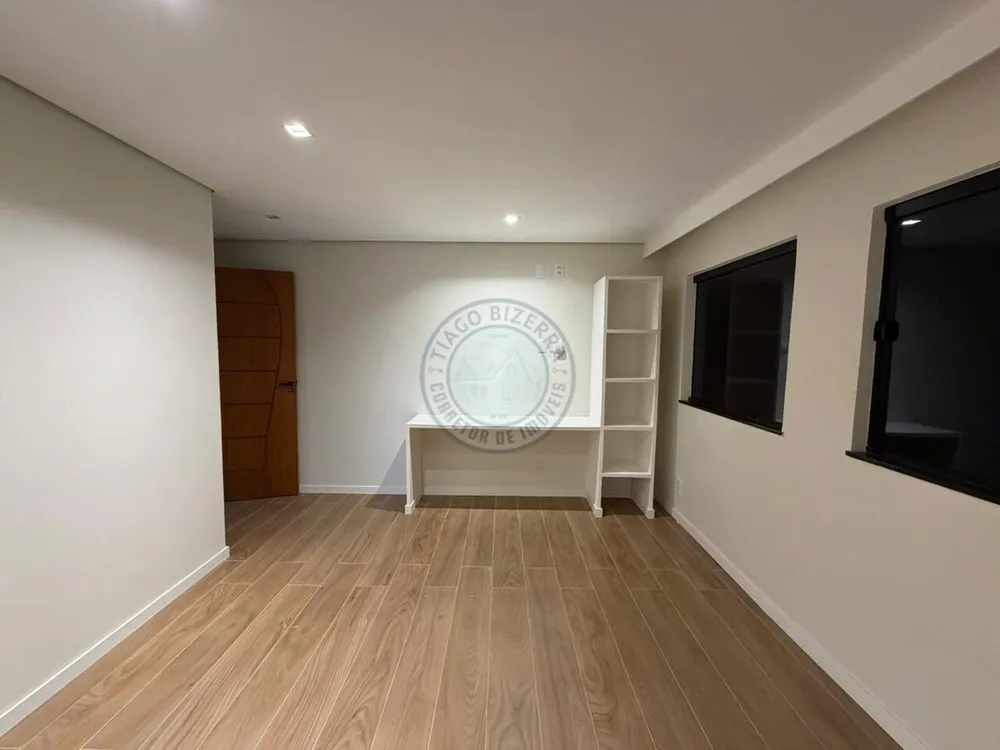 Casa, 5 quartos, 270 m² - Foto 20