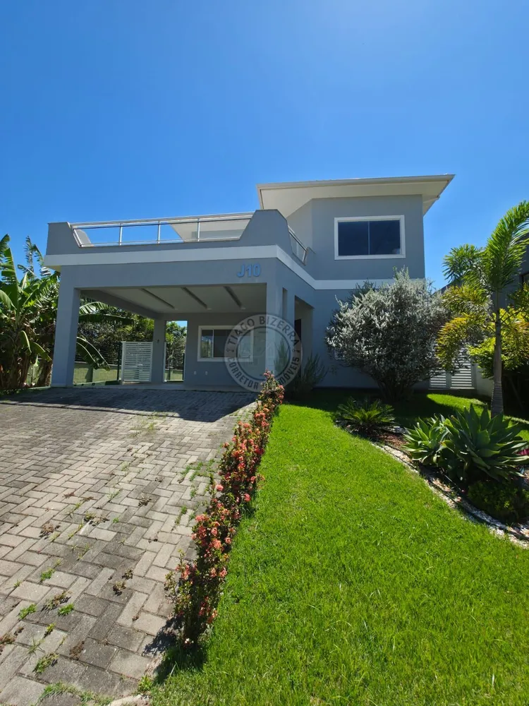 Casa, 3 quartos, 230 m² - Foto 1