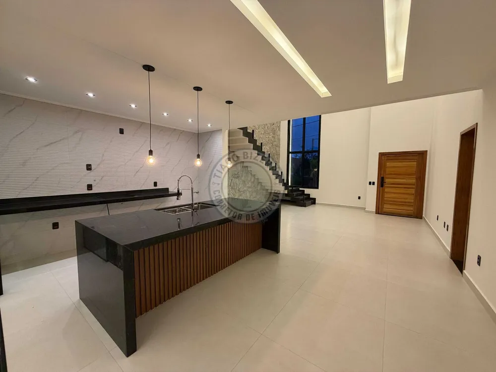 Casa, 4 quartos, 250 m² - Foto 5