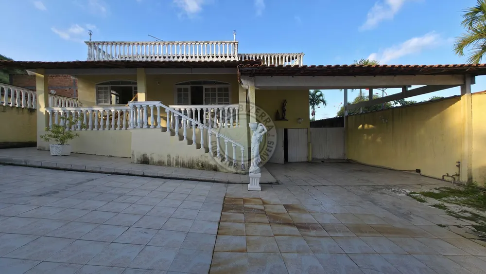 Casa, 4 quartos, 240 m² - Foto 2