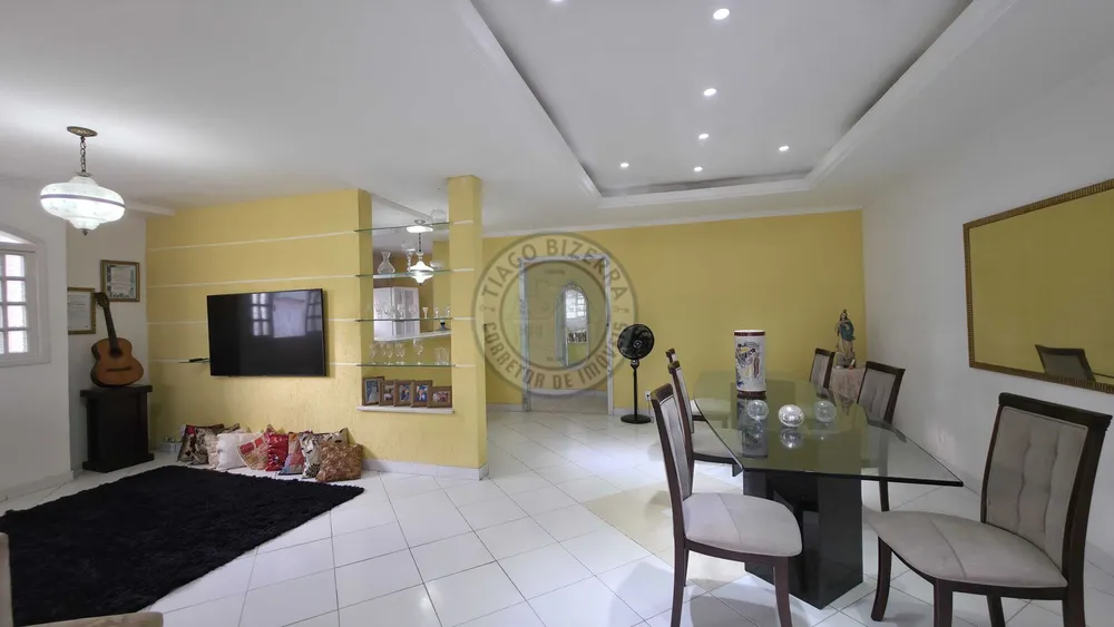 Casa, 4 quartos, 240 m² - Foto 30