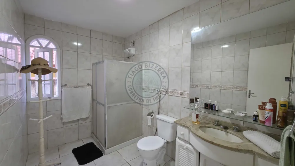 Casa, 4 quartos, 240 m² - Foto 22