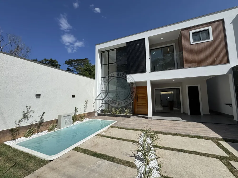 Casa, 4 quartos, 185 m² - Foto 1