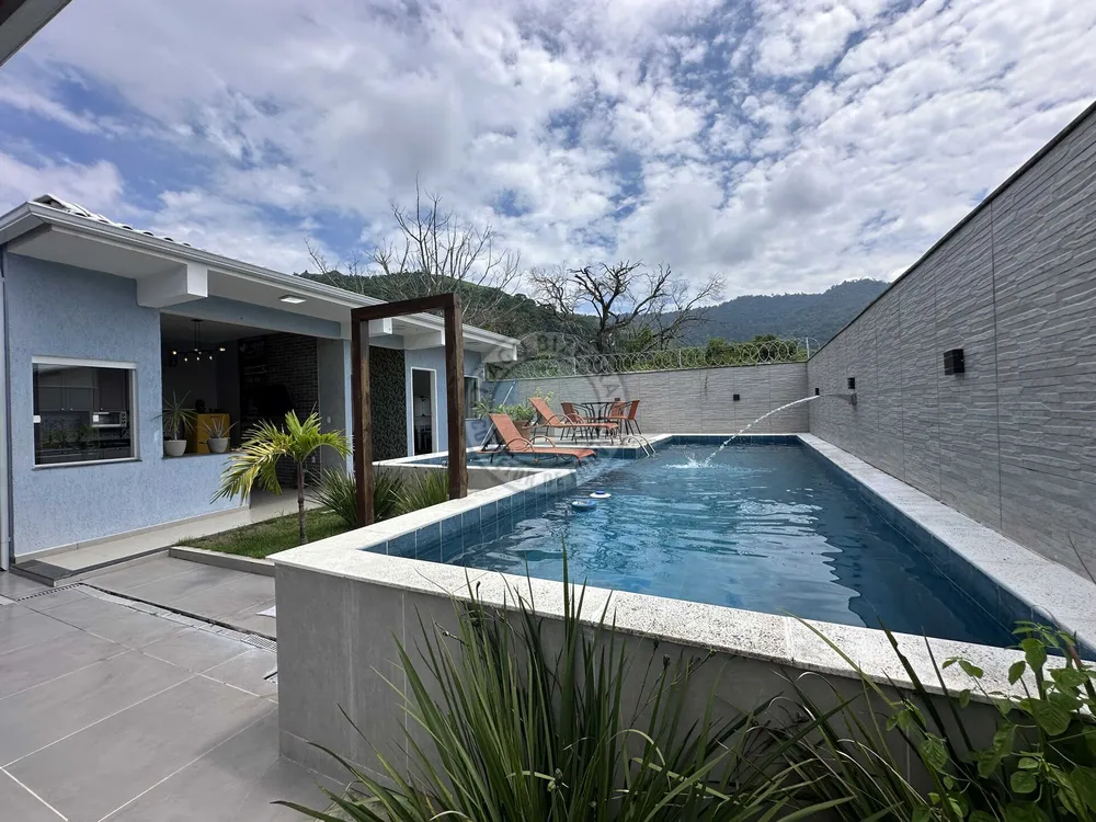 Casa de Condomínio, 4 quartos - Foto 1