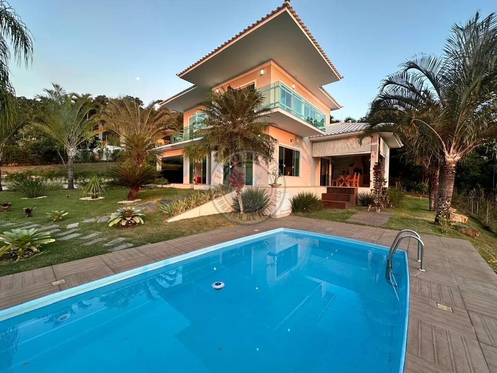 Casa, 3 quartos, 278 m² - Foto 1