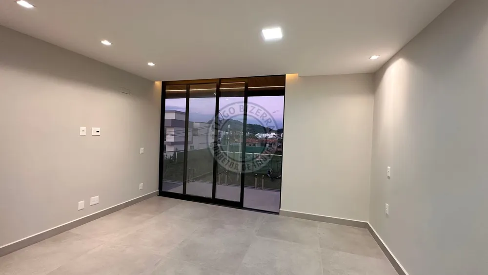 Casa, 4 quartos, 270 m² - Foto 41