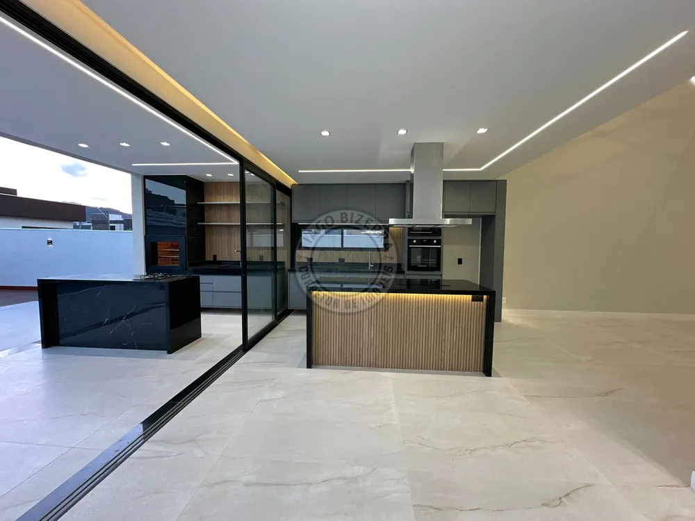 Casa, 4 quartos, 270 m² - Foto 9