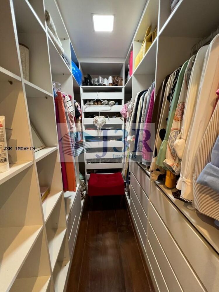 Apartamento à venda com 3 quartos, 220m² - Foto 12