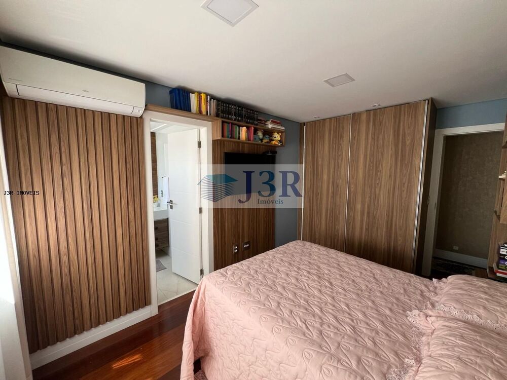 Apartamento à venda com 3 quartos, 220m² - Foto 18