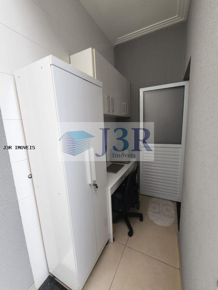 Casa de Condomínio para alugar com 2 quartos, 63m² - Foto 3