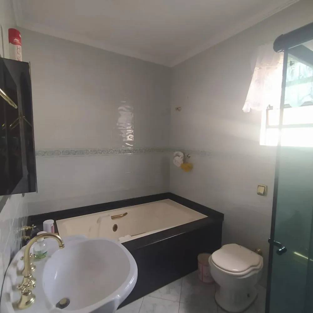 Casa, 3 quartos, 220 m² - Foto 11