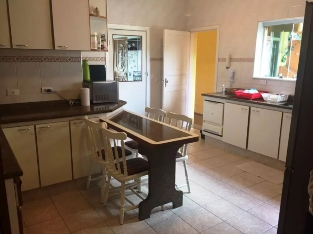 Casa à venda com 3 quartos, 340m² - Foto 10