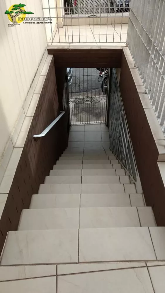 Sobrado à venda com 3 quartos, 185m² - Foto 2