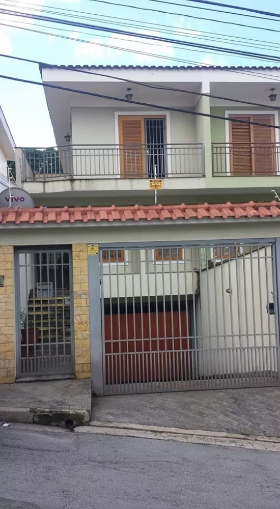 Sobrado à venda com 3 quartos, 250m² - Foto 2