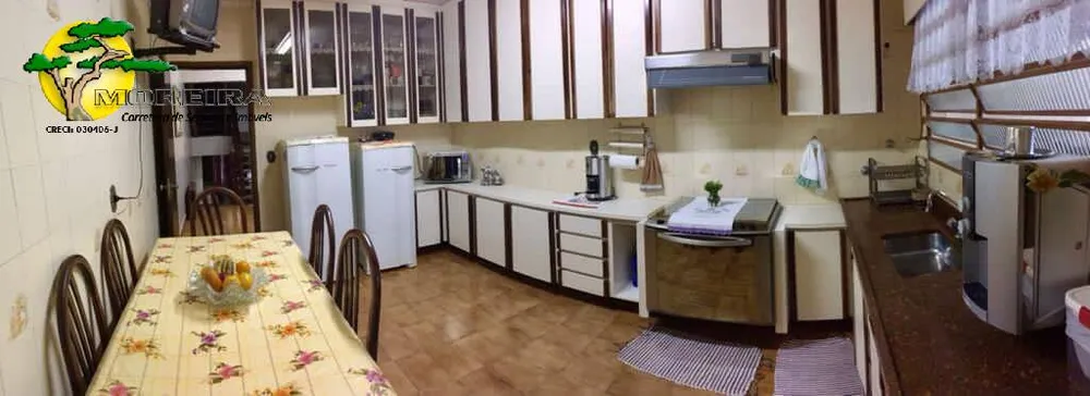 Sobrado, 4 quartos, 241 m² - Foto 2