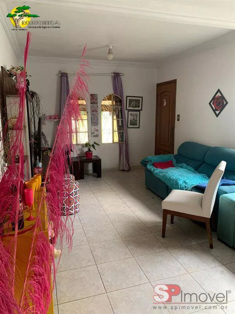 Casa à venda com 3 quartos, 120m² - Foto 2