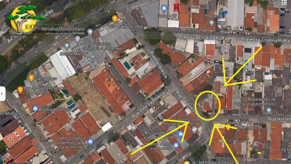Casa, 5 quartos, 230 m² - Foto 1