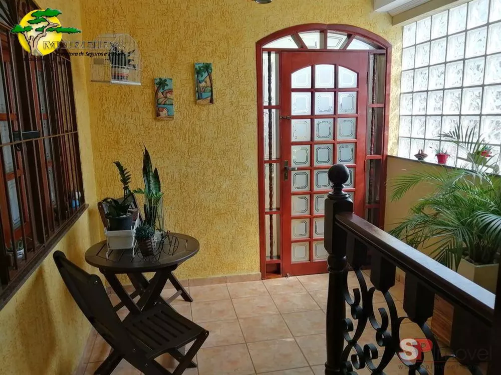 Sobrado à venda com 3 quartos, 320m² - Foto 2