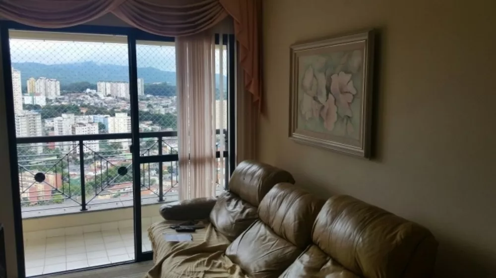 Apartamento à venda com 3 quartos, 70m² - Foto 3