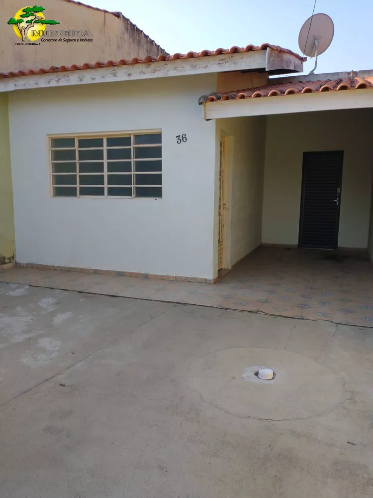 Casa à venda com 3 quartos, 165m² - Foto 2