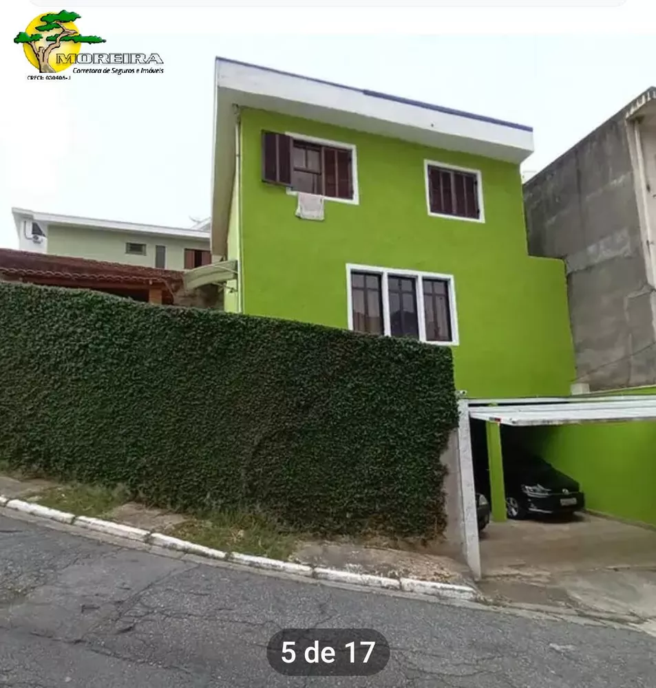 Sobrado à venda com 3 quartos, 226m² - Foto 1