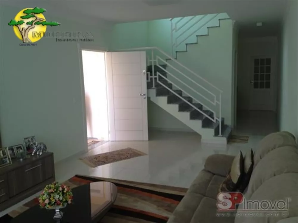 Casa de Condomínio à venda com 3 quartos, 240m² - Foto 2