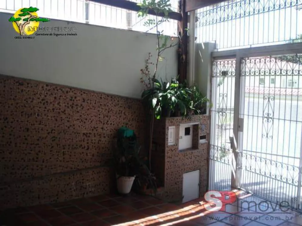 Sobrado à venda com 3 quartos, 120m² - Foto 1