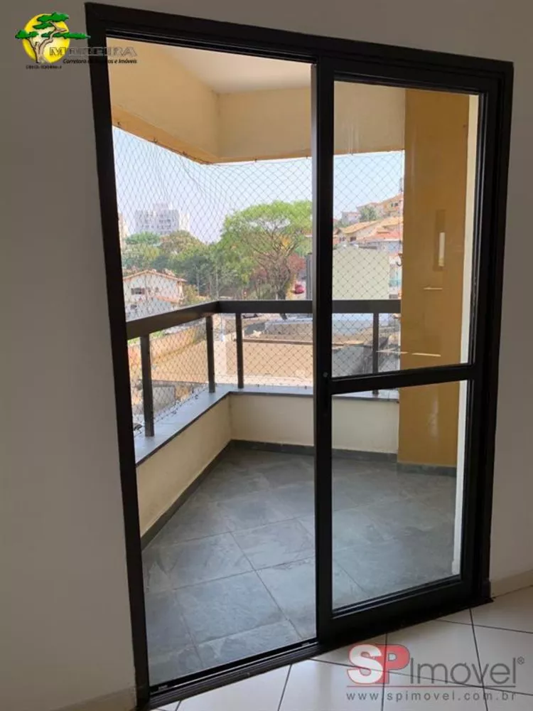 Apartamento à venda com 3 quartos, 82m² - Foto 3