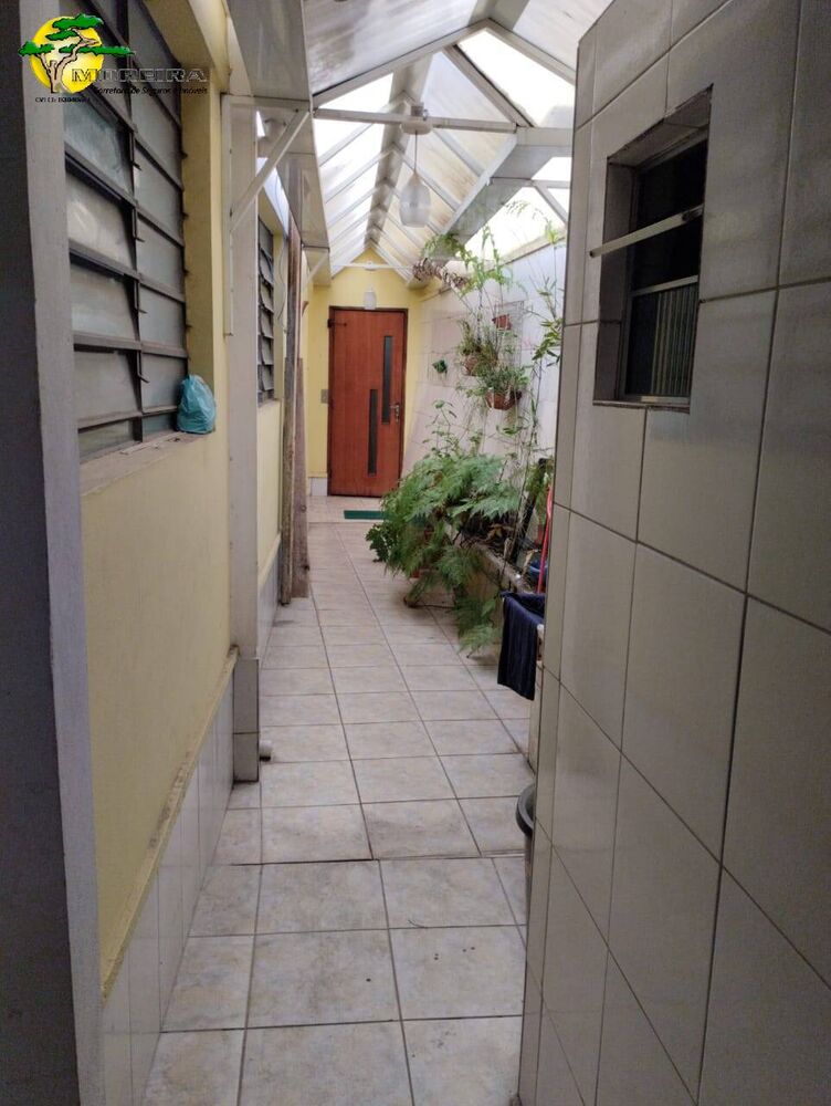 Apartamento para alugar com 5 quartos, 200m² - Foto 12