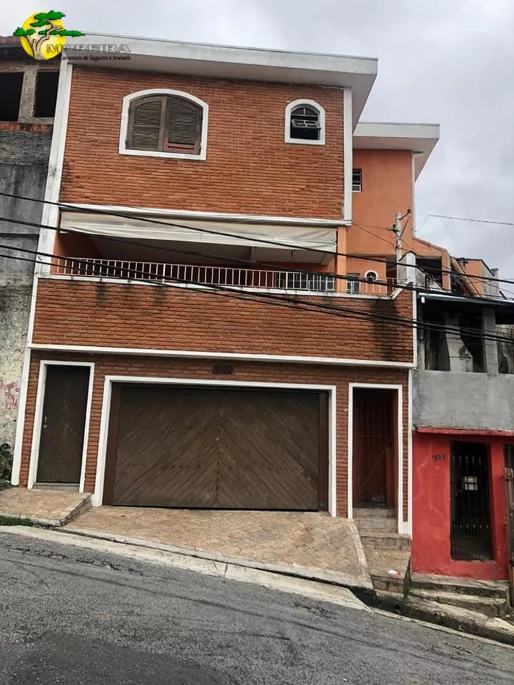 Sobrado à venda com 3 quartos, 150m² - Foto 2