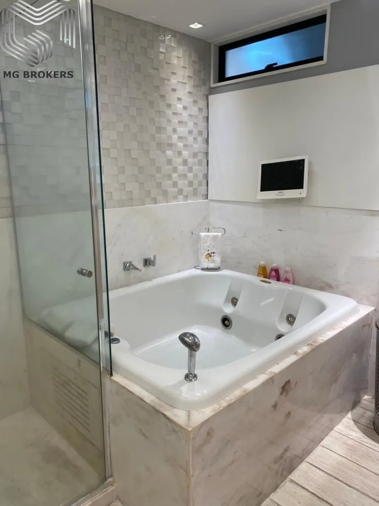 Cobertura, 3 quartos, 220 m² - Foto 42