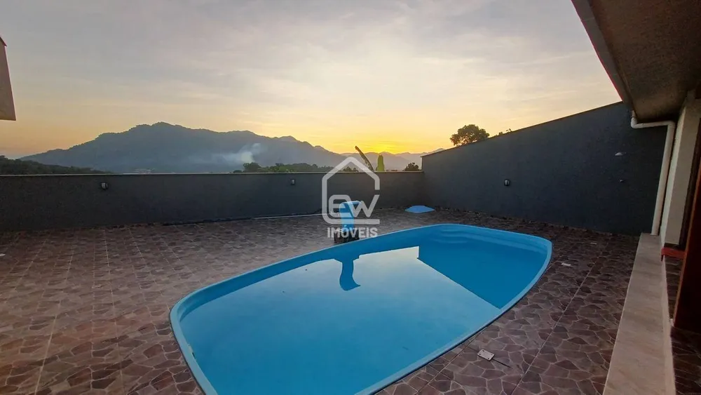 Casa, 3 quartos, 300 m² - Foto 1