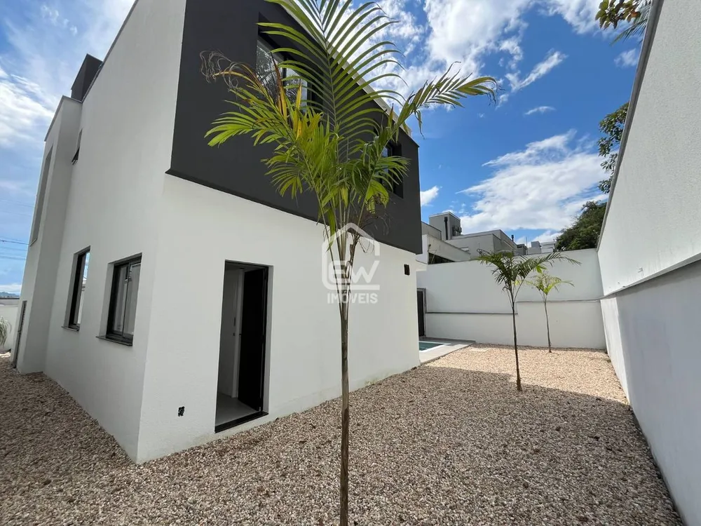 Casa, 4 quartos, 348 m² - Foto 2