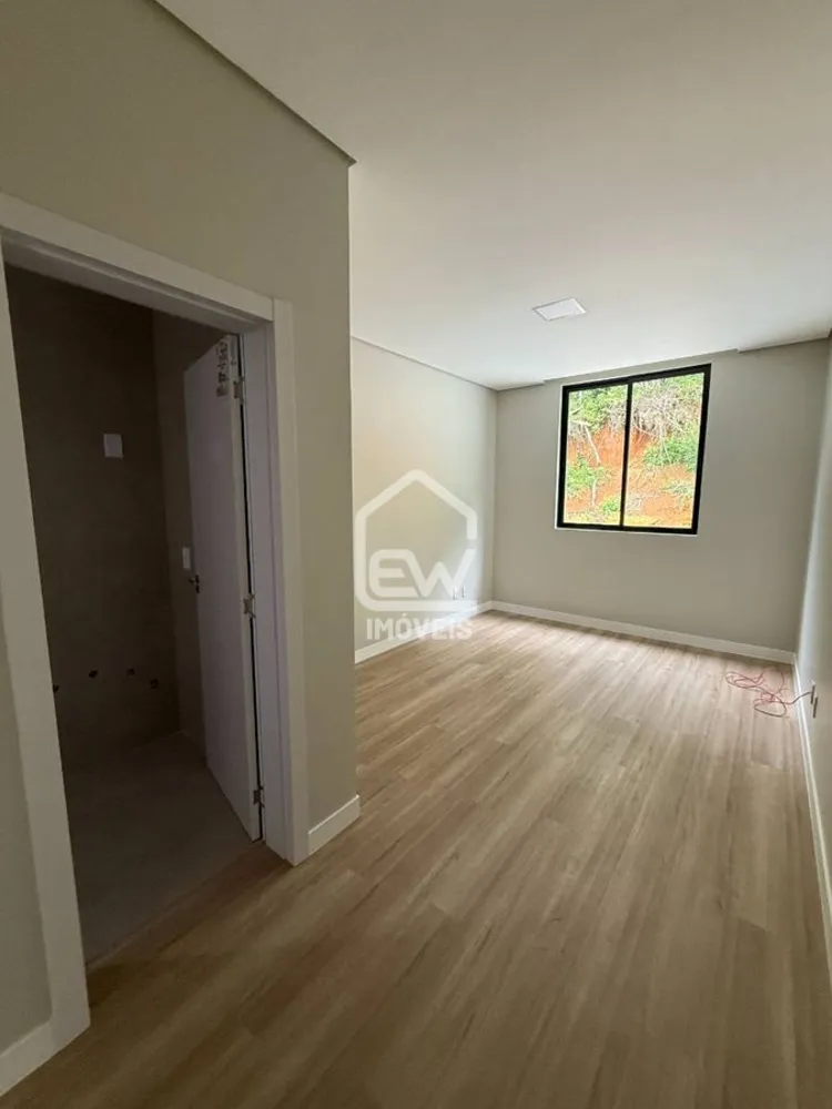Casa, 4 quartos, 348 m² - Foto 3