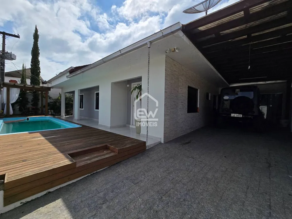 Casa, 4 quartos, 301 m² - Foto 1