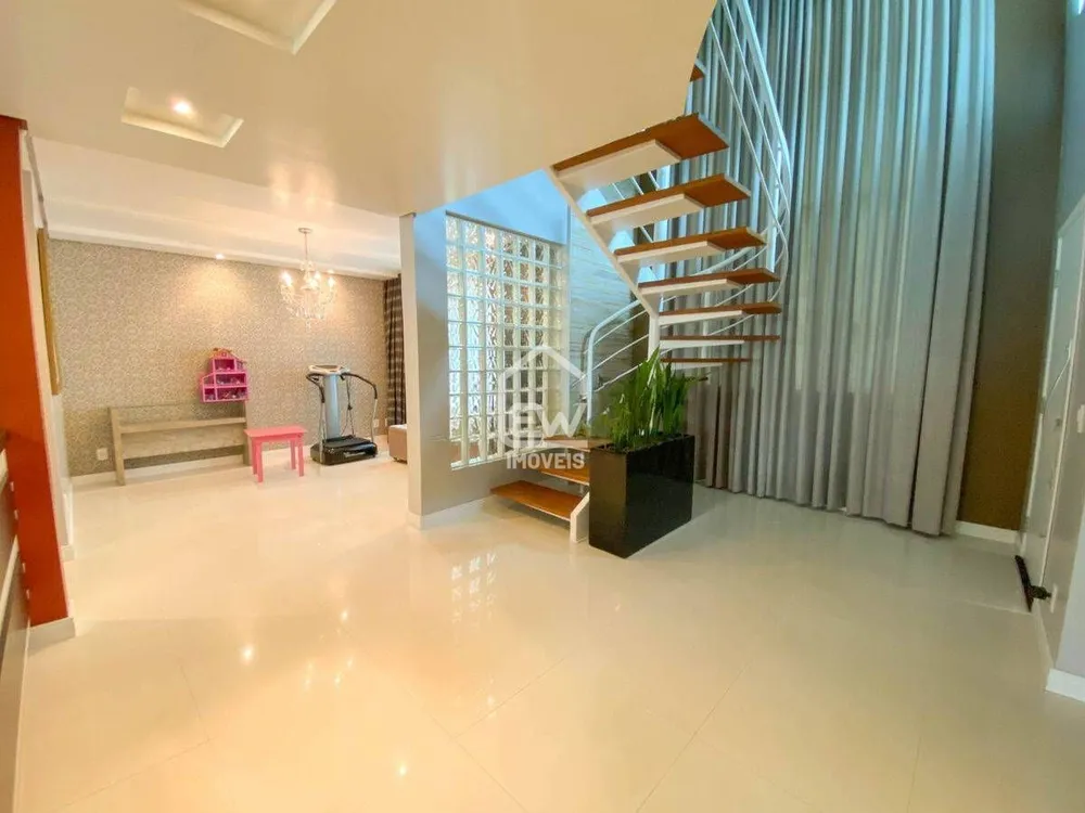 Casa, 3 quartos, 320 m² - Foto 3