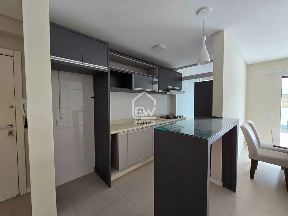 Apartamento, 3 quartos, 170 m² - Foto 2