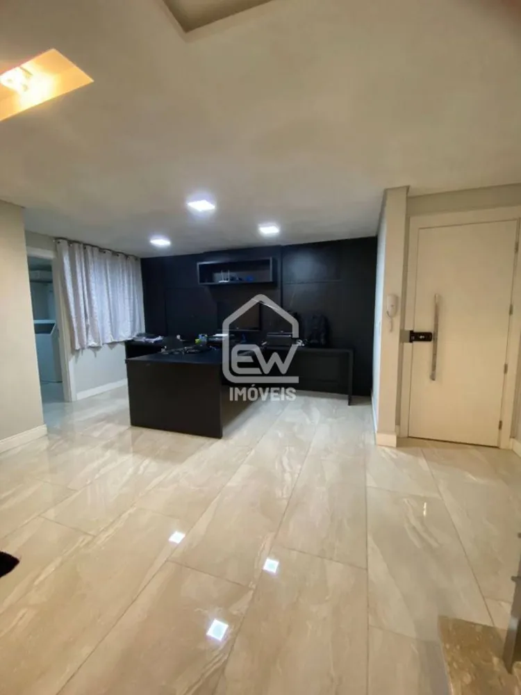 Apartamento, 3 quartos, 205 m² - Foto 2