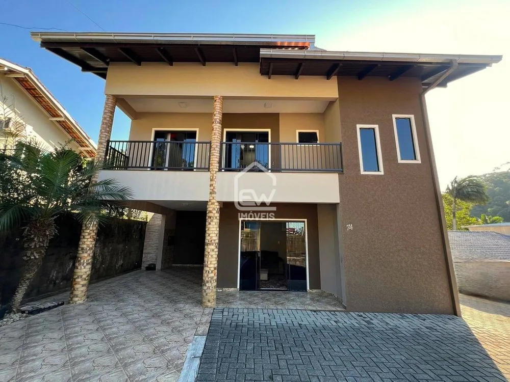 Casa, 3 quartos, 375 m² - Foto 1