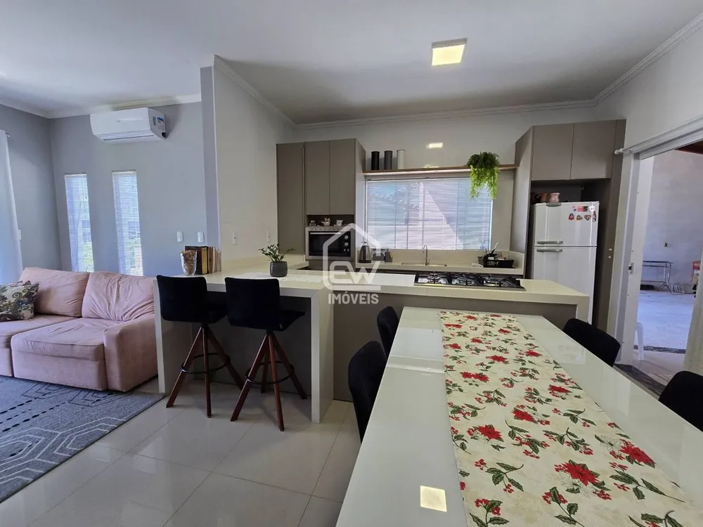 Casa, 3 quartos, 330 m² - Foto 4