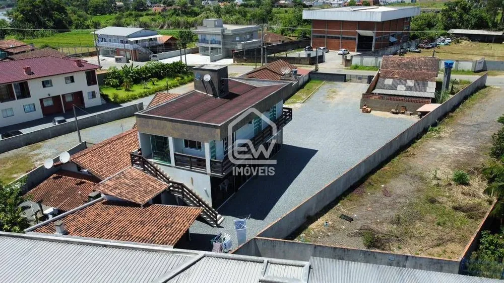 Casa, 3 quartos, 210 m² - Foto 2