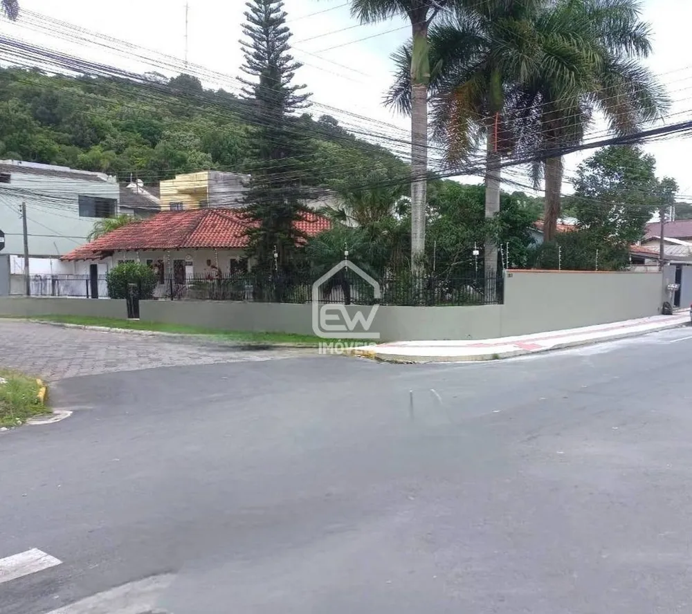 Casa, 4 quartos, 450 m² - Foto 1