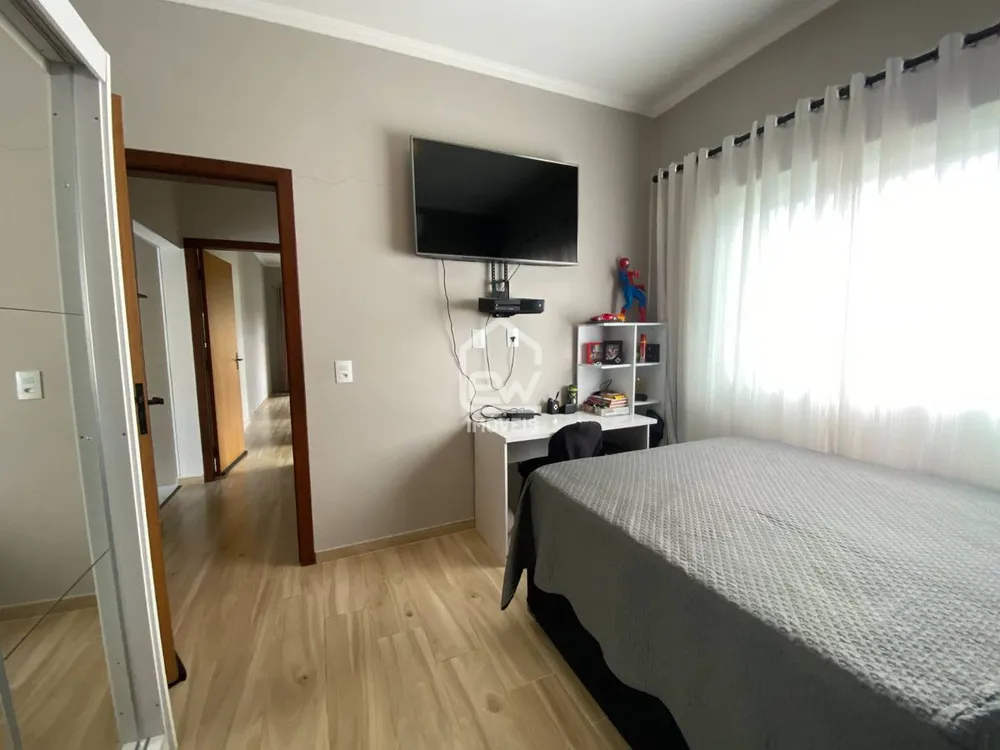 Casa, 3 quartos, 330 m² - Foto 11