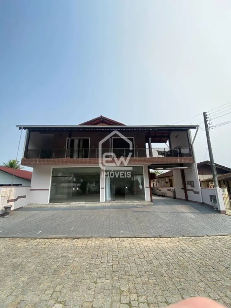Casa, 4 quartos, 405 m² - Foto 1