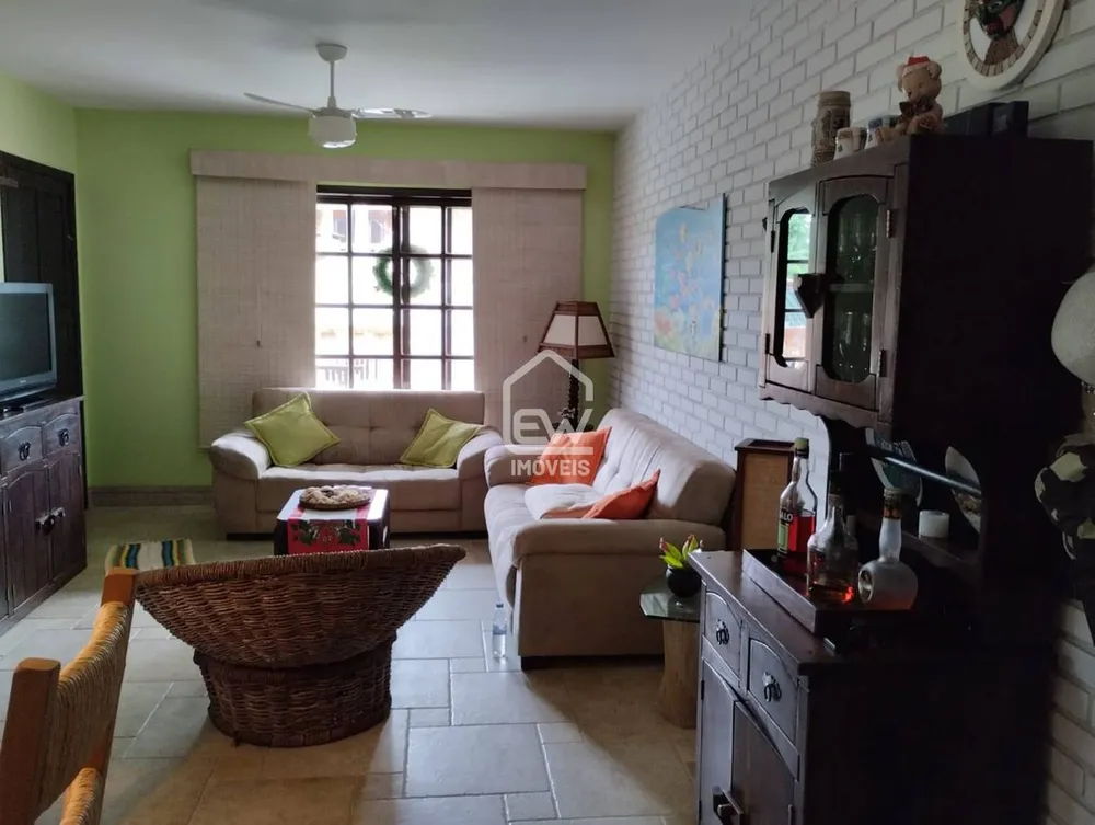 Casa, 3 quartos, 312 m² - Foto 2