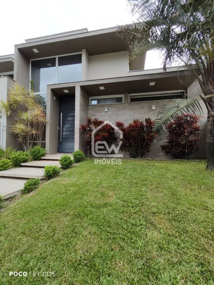 Casa, 3 quartos, 421 m² - Foto 1