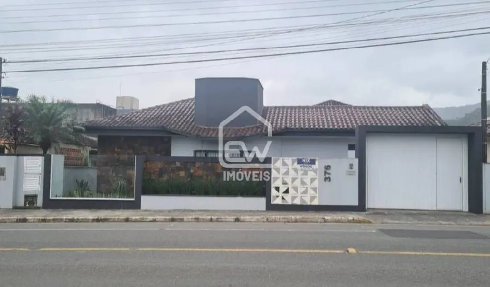 Casa, 4 quartos, 818 m² - Foto 1