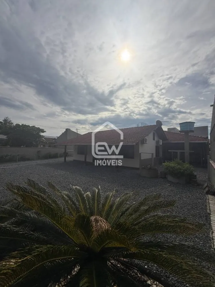 Casa, 3 quartos, 840 m² - Foto 1